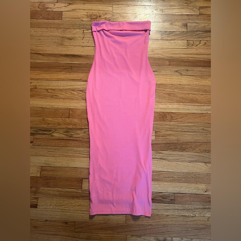 Elegant Pink Strapless Dress